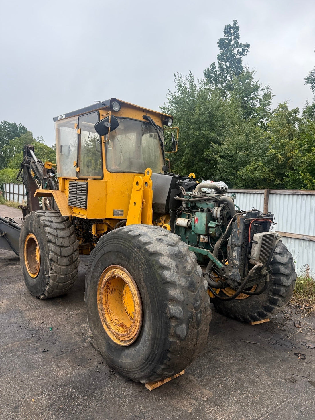 Demontering av Volvo BM6300 (1988)