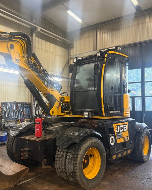 JCB W110 (2016)