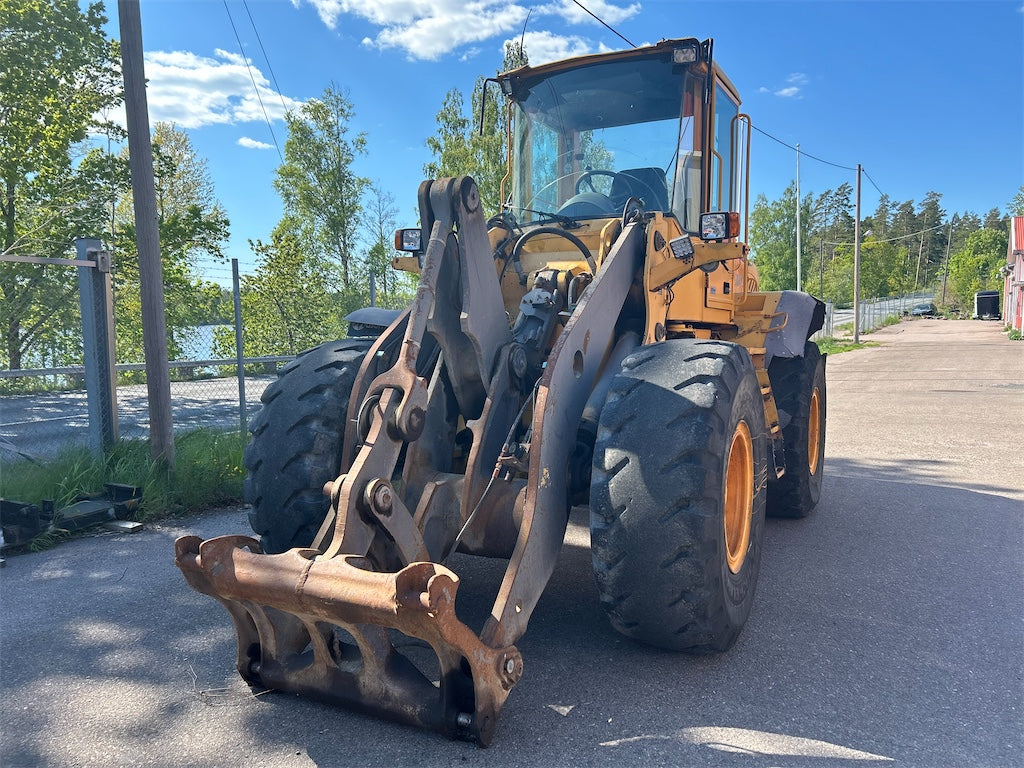 Demonterat fordon Volvo L90E Hjullastare