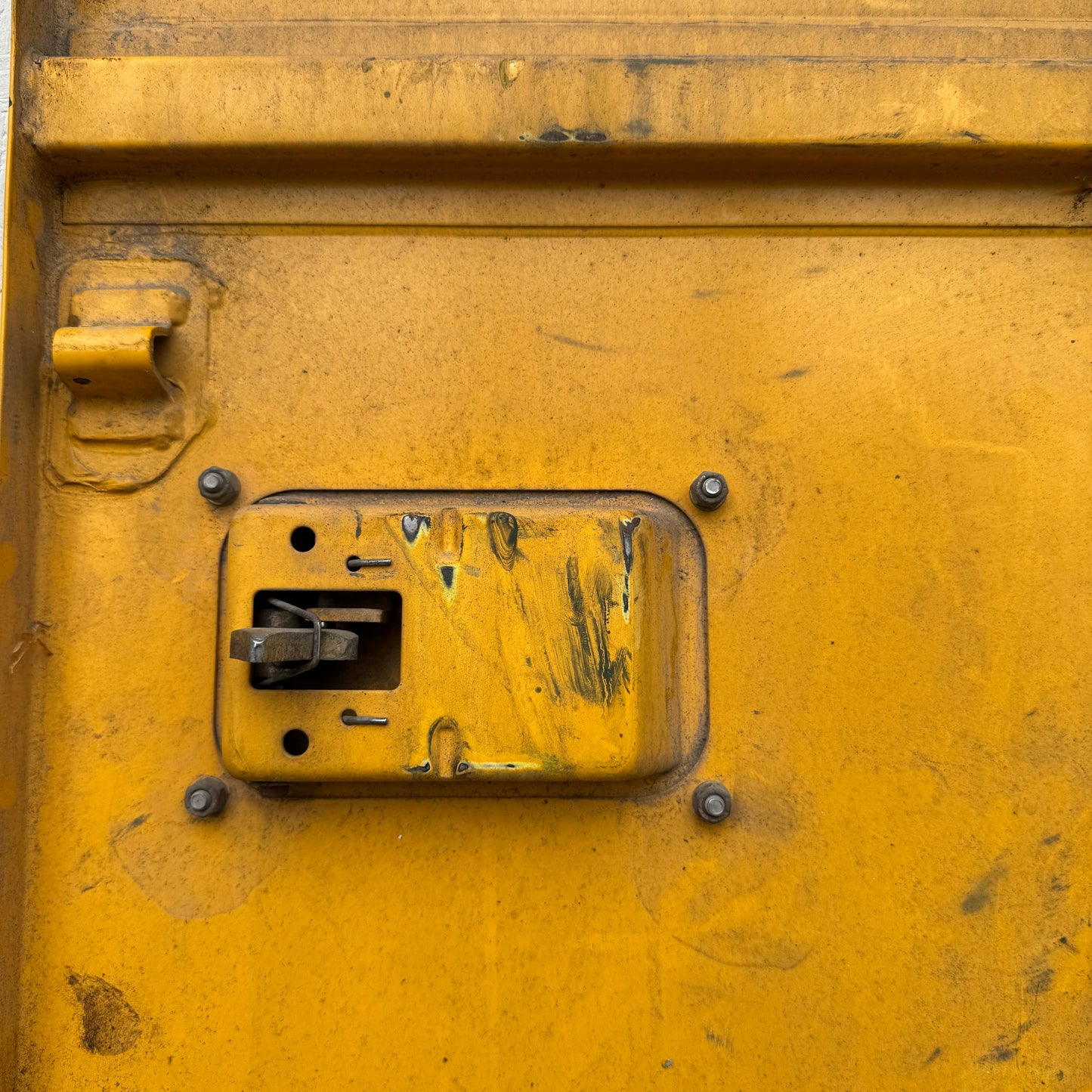 Lucka | 14575709 | Volvo EC140C