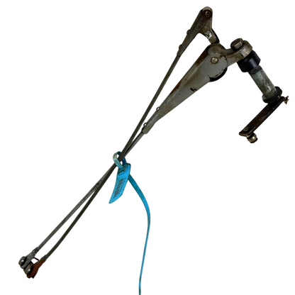 Parallellarm med genomföring | 14043095, 14043100 | Åkerman H7MB