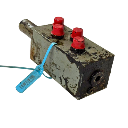 Switching valve for outriggers / dozer blade | 14048195 | Åkerman H7MB