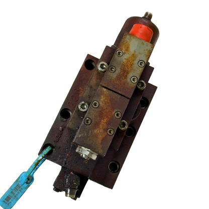 Fyrvägsventil slänt | 14048697 | Åkerman H7MB