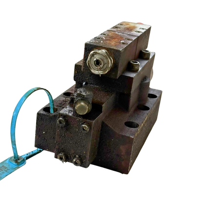 Fyrvägsventil slänt | 14048697 | Åkerman H7MB