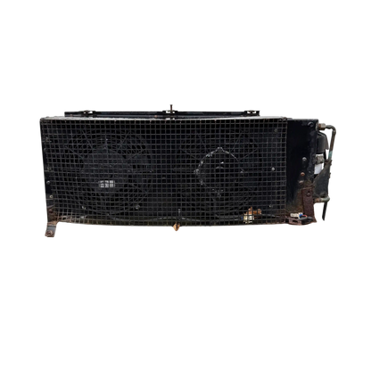 Ac enhet placerad på höger bakskärm | Huddig 1160D