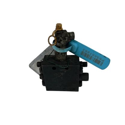 Smörjblock, bombock höger sida fram | Huddig 1160D