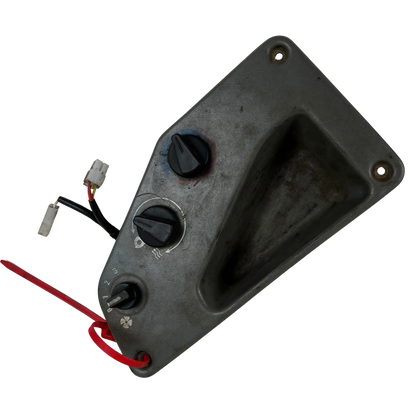 Förvaringsfack med regulator värme fläkt | 2907472, 2907473, 2906795, 15221319, 2907953 | Volvo L45B