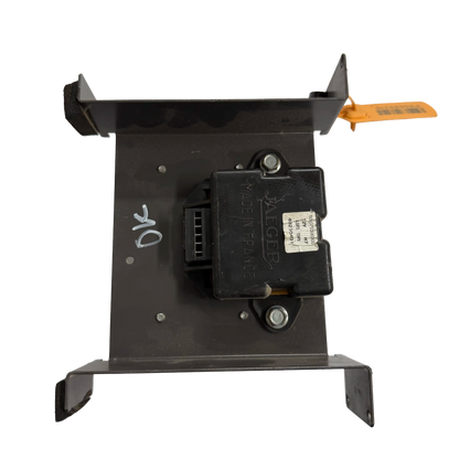 Converter with level sensor and bracket | 14266429, 14268489, 14263369