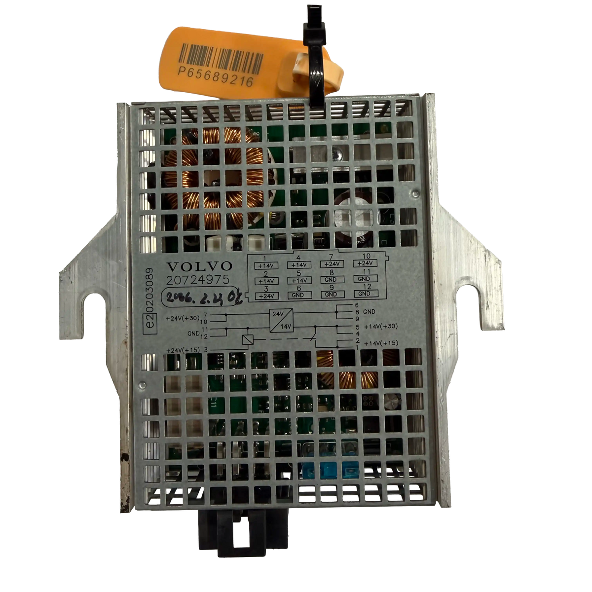 Voltage converter | 20724975