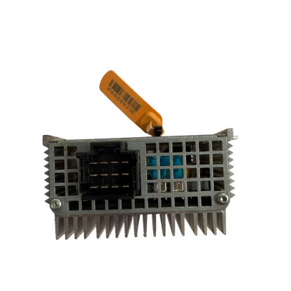 Voltage converter | 20724975