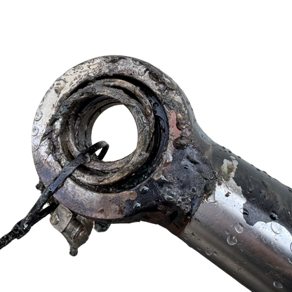 Tilt cylinder front assembly | Leathery 1160D