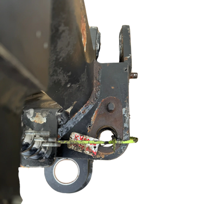 Kungen, fäste mellan maskin och bom | Huddig 1160D