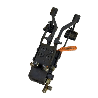 Pedalventil, slänt | 14054202 | Åkerman EW130C