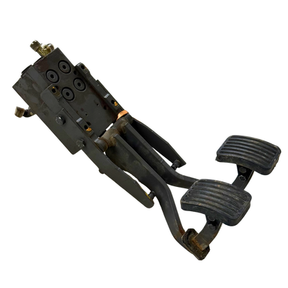 Pedalventil, slänt | 14054202 | Åkerman EW130C