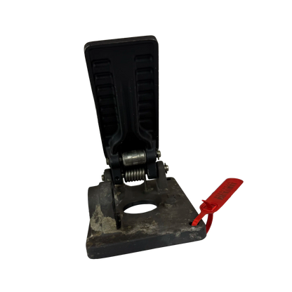 Bromspedal vänster | 271-0260 | Cat IT38H