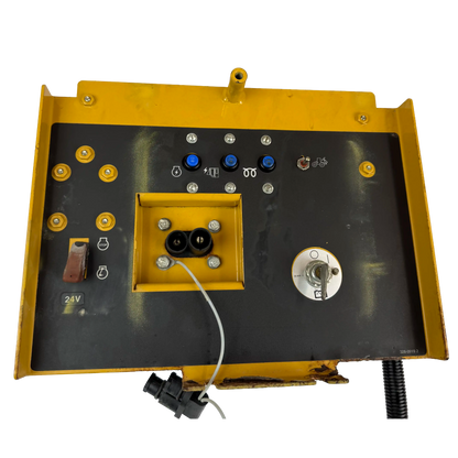 Panel | 307-3159, 149-2612, 209-5582, 241-8368 | Cat IT38H