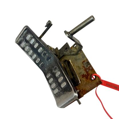 Släntpedal komplett | 9219244, 9766167, 3107562 | Hitachi ZX250LC-3