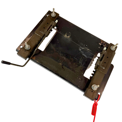 Nedre fäste förarstol med skena | 8101964, 4631364 | Hitachi ZX250LC-3