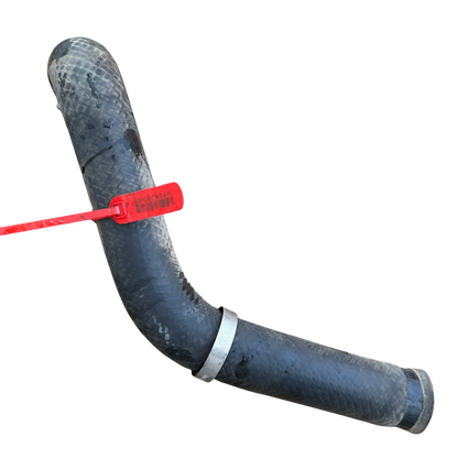 Vattenkylare slang övre | 4636848 | Hitachi ZX250LC-3