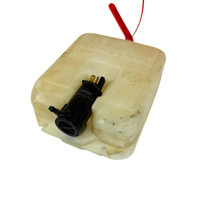 Spolar vätskebehållare med pump | 4369472, 4326095 | Hitachi ZX250LC-3