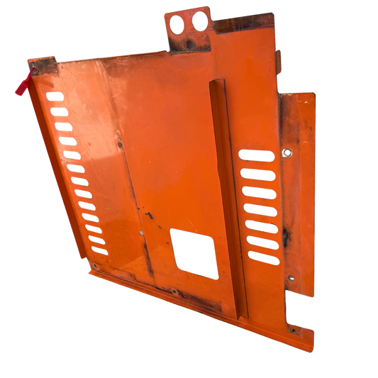 Plåt över hydraulpump | 7051748 | Hitachi ZX250LC-3