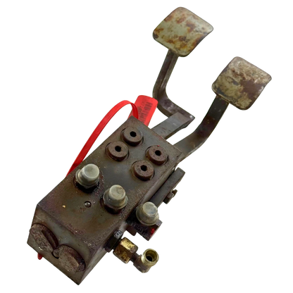 Pedalventil fram-back komplett | 14046594 | Åkerman H9B