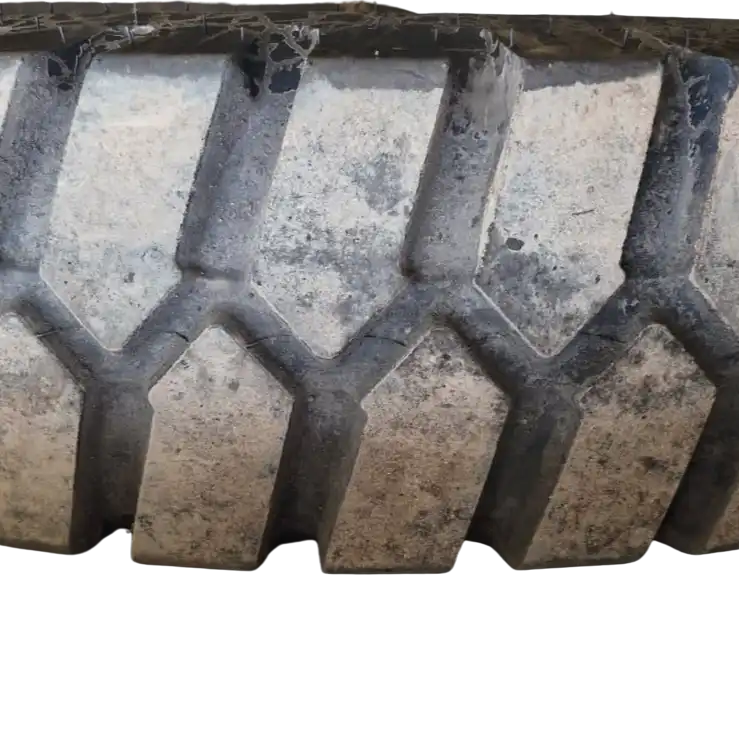 Däck med fälg 10,00-20 | Åkerman EW200