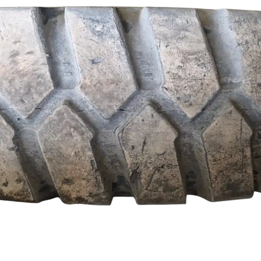 Däck med fälg 10,00-20 | Åkerman EW200