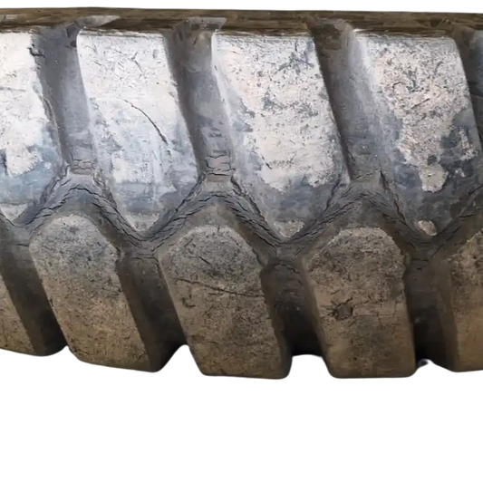 Däck med fälg 10,00-20 | Åkerman EW200