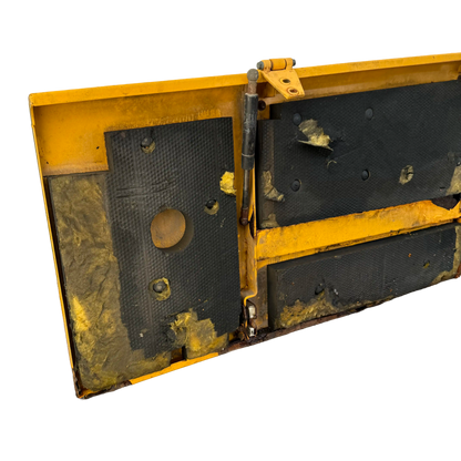 Sidolucka motor vänster | 11091681 | Volvo L70C