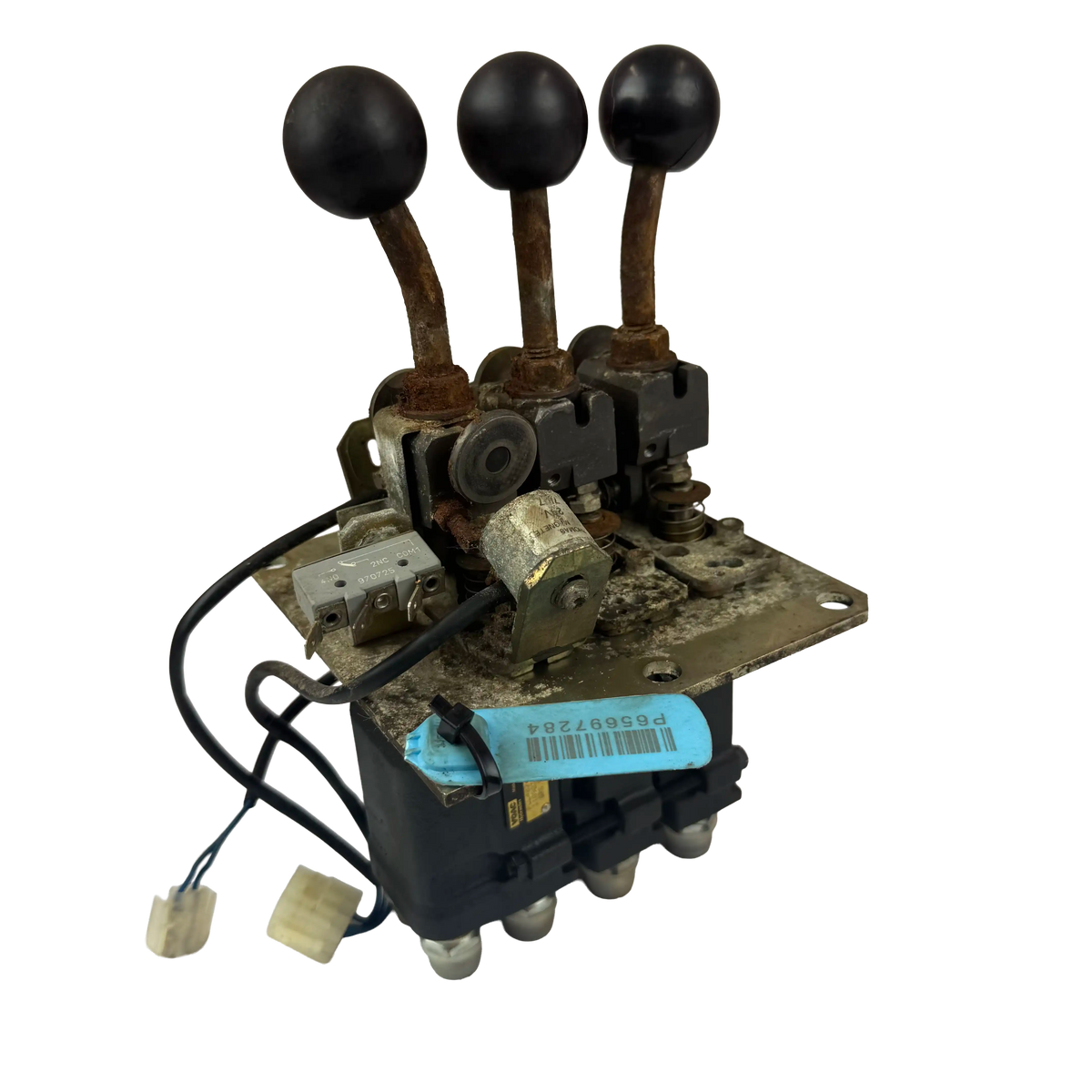 Control lever valve | 11090315 | Volvo L70C