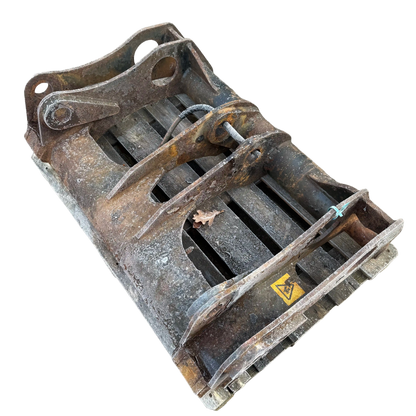 Large BM quick coupler | 11082300, 11045900 | Volvo L70C