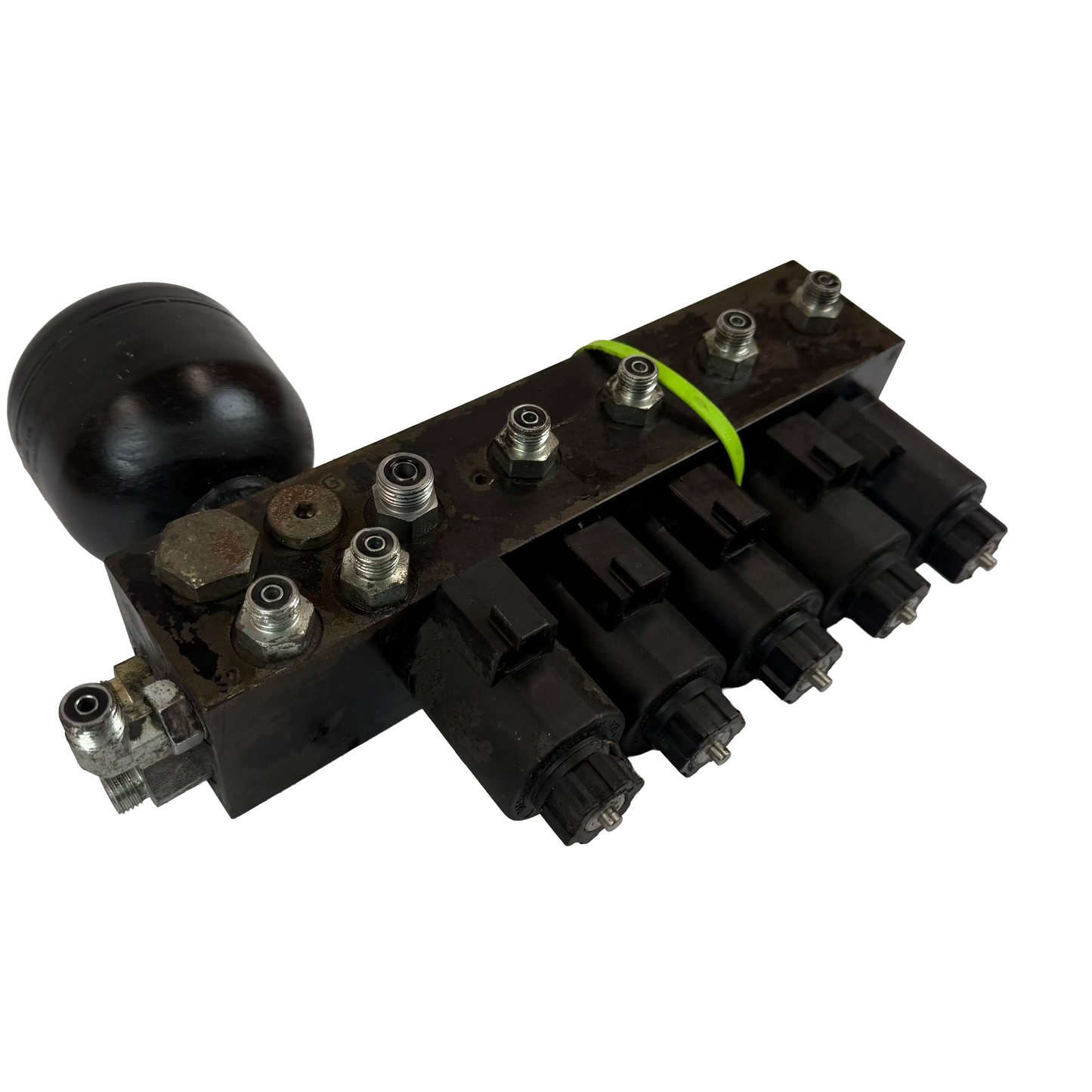 Ventilblock komplett med ackumulator | 14612100, 14784699 | Volvo EC250EL