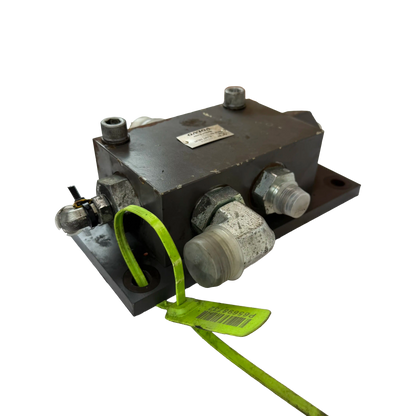 Manöverventil till bom och sväng | 14574574 | Volvo EC250EL