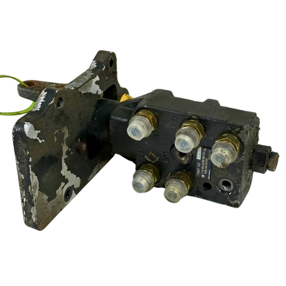 Fotbromsventil inklusive pedalställ | 11090732, 11101140, 11997354, 11704317 | Volvo L70C