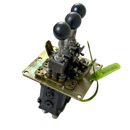 Servo valve | 11090316 | Volvo L70C