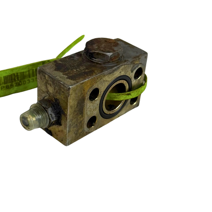 Kopplingsblock centralblock - manöver ventil | 11090355 | Volvo L70C