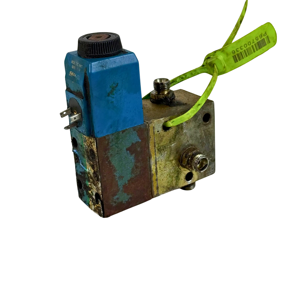 Solenoid valve with manifold block | 11090363, 11090349 | Volvo L70C