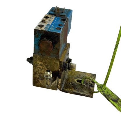 Magnetventil med kopplingsblock | 11090363, 11090349 | Volvo L70C