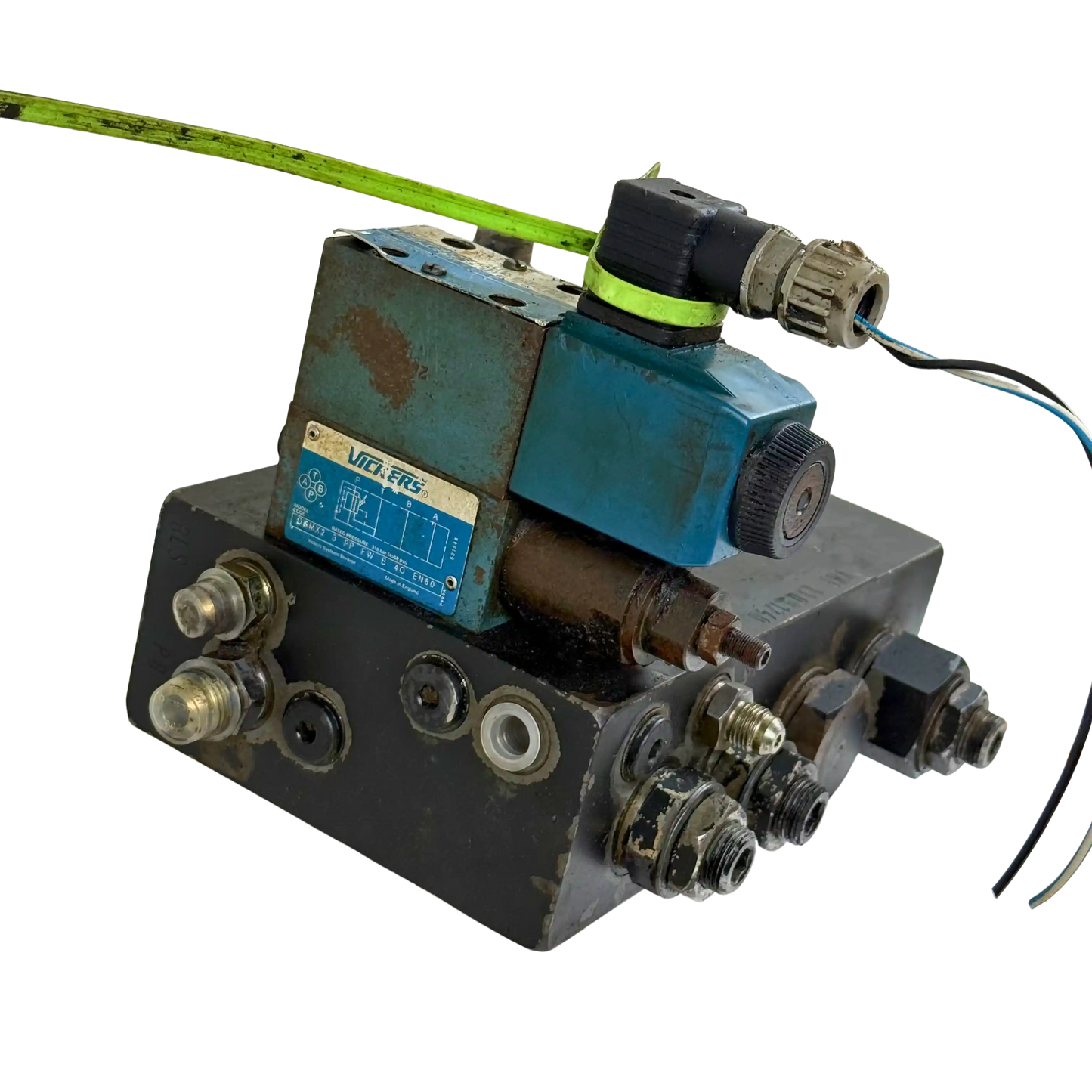 Ventilblock ink magnetventil | 11091240 | Volvo L70C