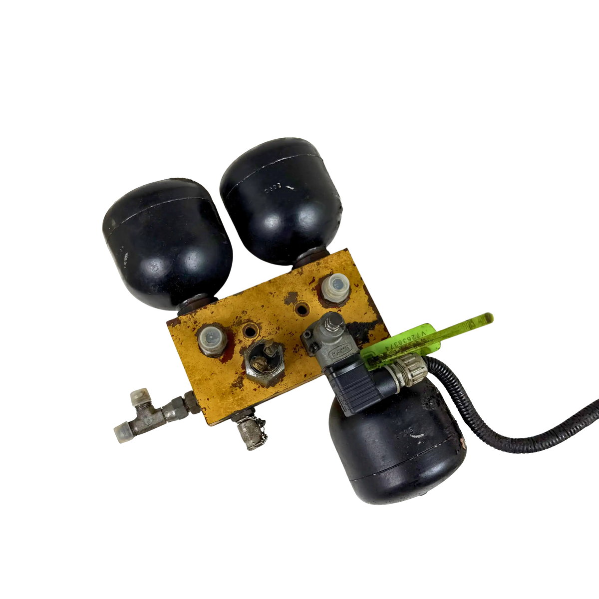 Ventilhus med ackumulator | 11004441, 11148622, 11173688, 4872213 | Volvo L70C