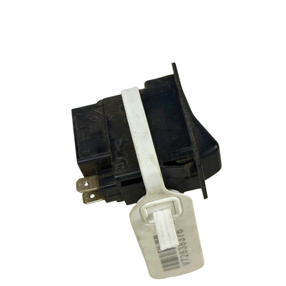 SWITCH REAR WINDSHIELD WIPER/WASH FLUID REAR | 4803463, 11039195 | Volvo L90C