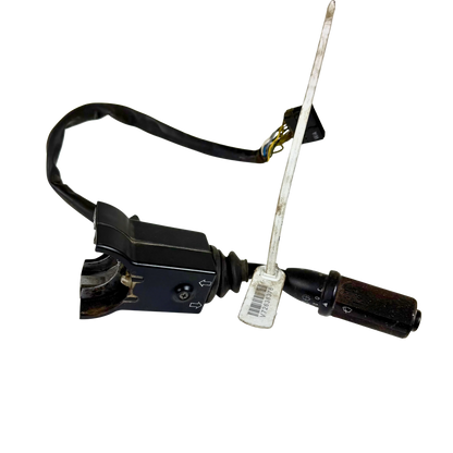 Turn signal lever | 11039248, 11171772 | Volvo L90C