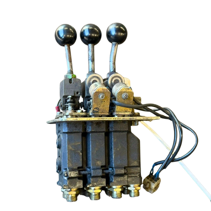 Servo valve | 11006598 | Volvo L90C