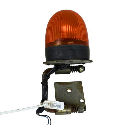 Rot varningsljus ink fäste | 11039291, 11170098, 11994483, 951978 | Volvo L90C