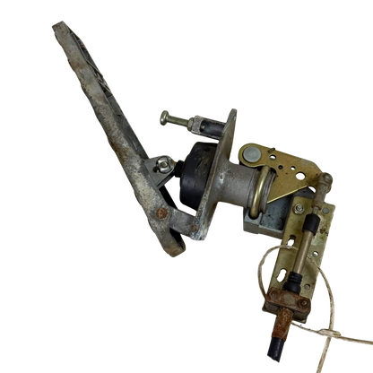 Gaspedal | 33260, 4940759 | Volvo L90C