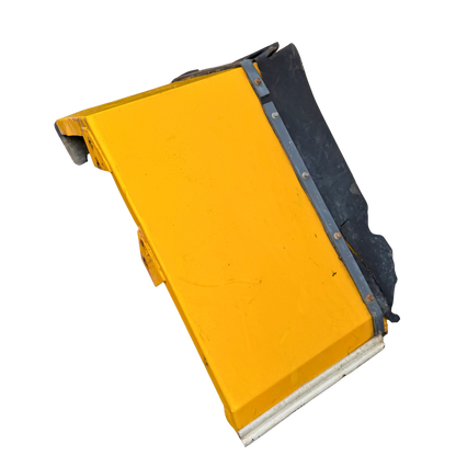 Stänkskärm höger | 11015260 | Volvo L90C