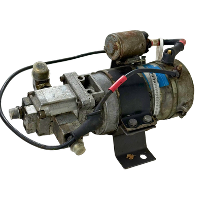 Pumpenhet inklusive elmotor nödstyrning | 11027100, 11027437 | Volvo L90C