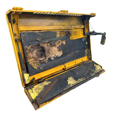 Motorlucka höger bak | 11014093, 11014242, 11016049, 11016050 | Volvo L90C