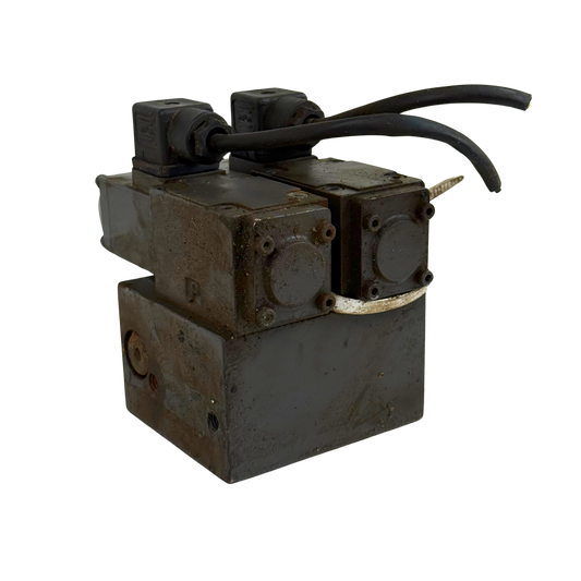 Ventilblock ändlägesdämpning | 14243111 | Volvo EC230B